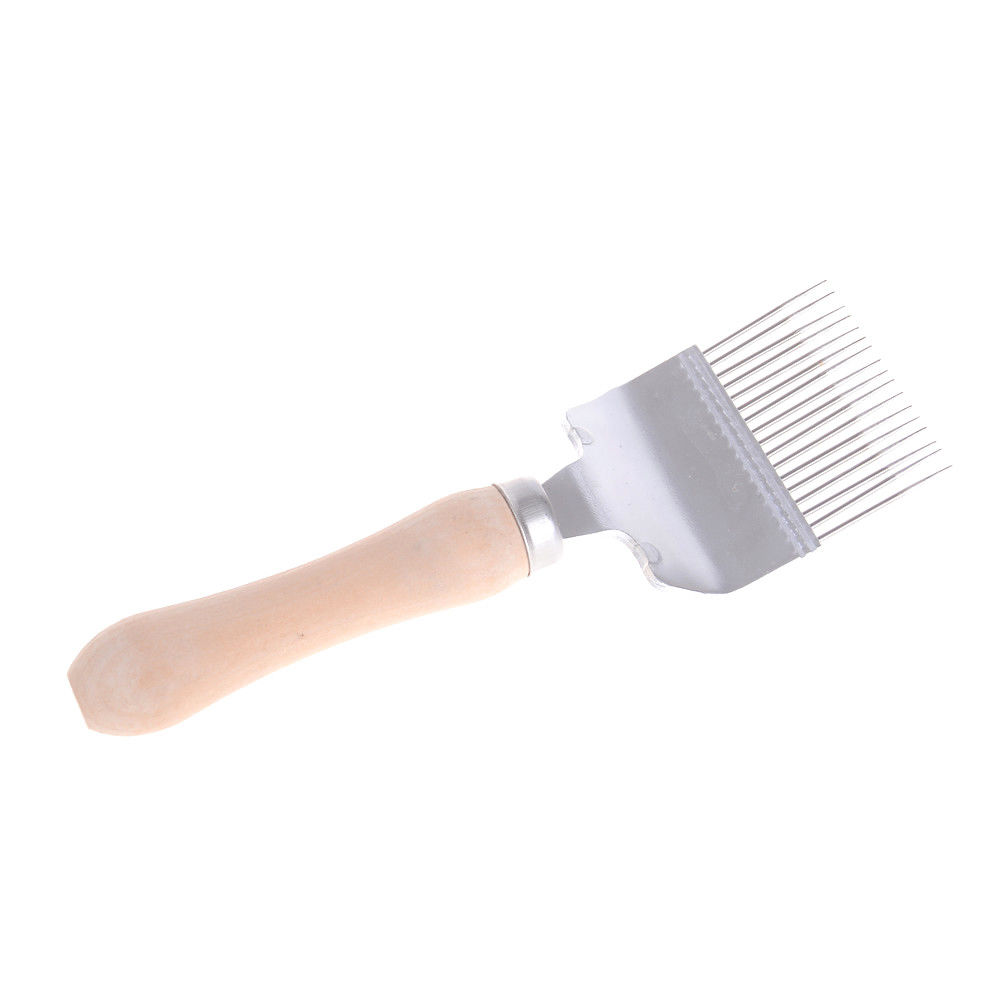 BT-005 Wooden handle uncapping fork